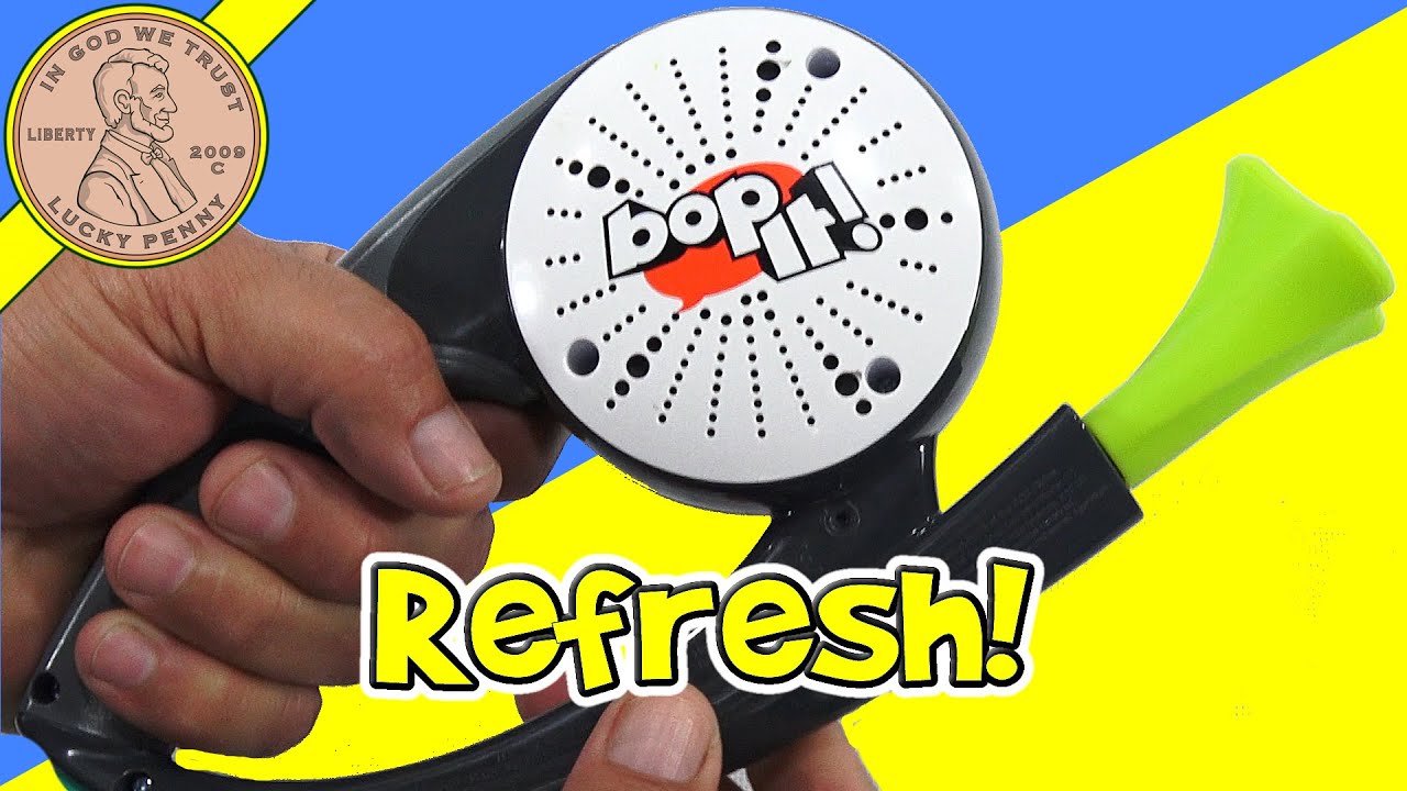 2015 Hasbro Gaming Bop It Refresh Electronic Handheld Game - 10 Commands! Whip It! - Selfie It!