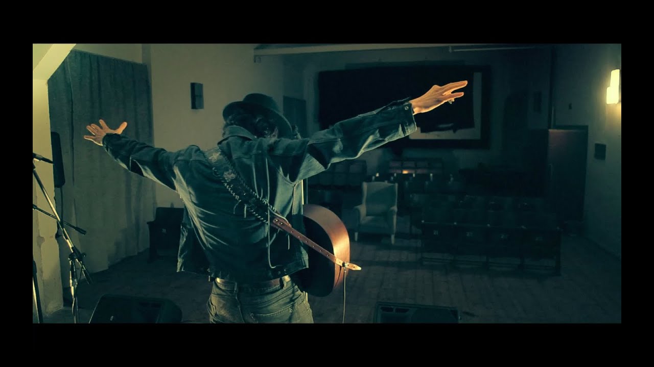 JOHANNES BENZ - FAR FAR