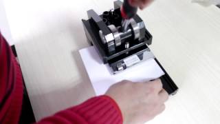 How to cut a round button by graphic punch cutter