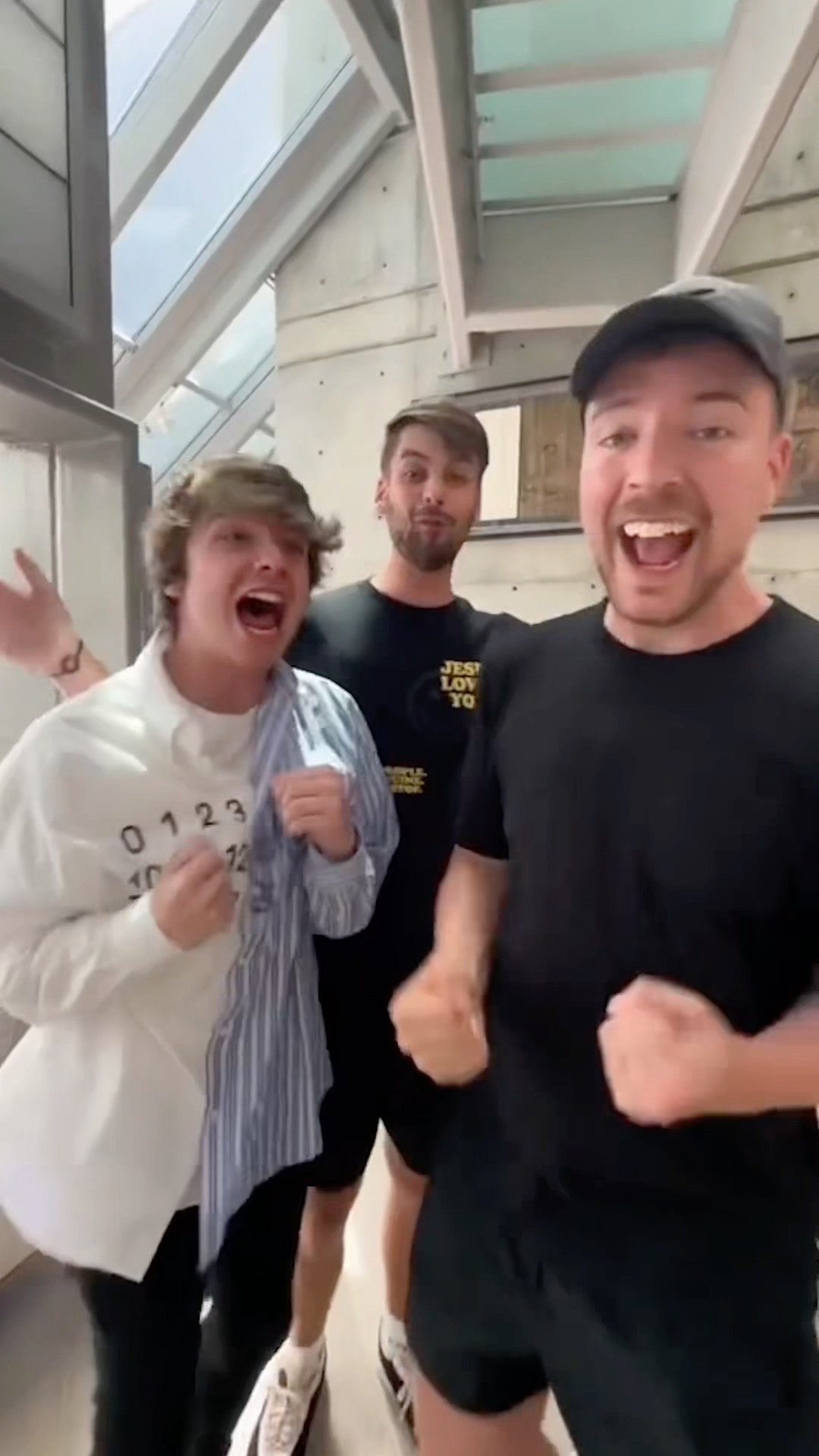Le Leo la Mente a Mr Beast ? #shorts #mrbeast #magia #palomaresmagic