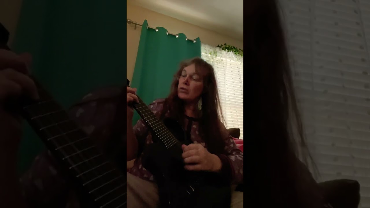 Watch Erica Emerald Guitars Amicus 12 string on YouTube Watch Erica Emerald Guitars Amicus 12 string on YouTube