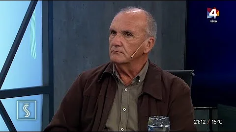 Santo y Sea - Richard Read