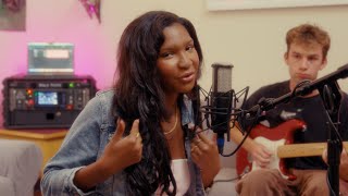 Cameryn: Tiny Dorm Concert