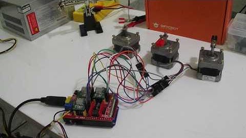ARDUINO COM CNC SHIELD V3, DRIVE A4988 E MOTORES NEMA - GRBL