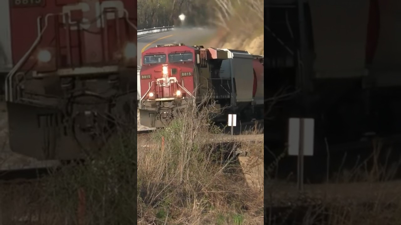 CP Train Rounding the Bend along Lake Pepin, MN
