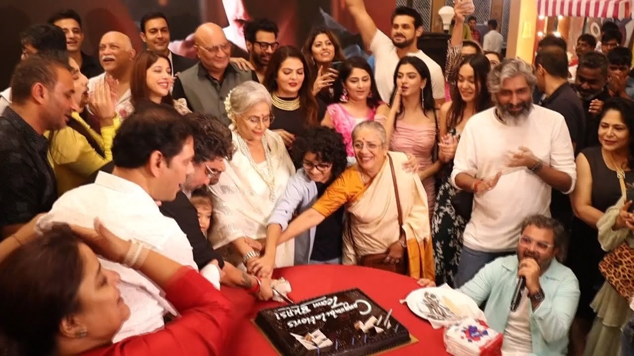 Baatein Kuch Ankahee Si Screening | Cake Cutting | Mohit Malik, Rajan ...