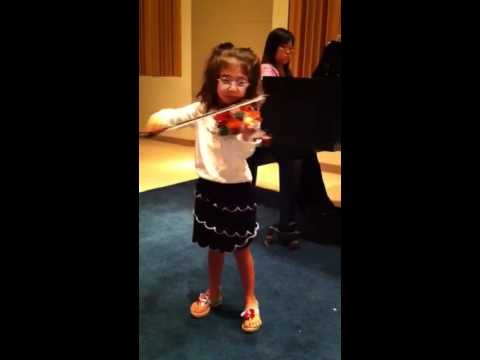 5 year old Ylang plays Seitz' Concerto No. 5, D major, 1st place