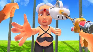 TROLLING Zoo Visitors & Stealing - I Am Monkey VR