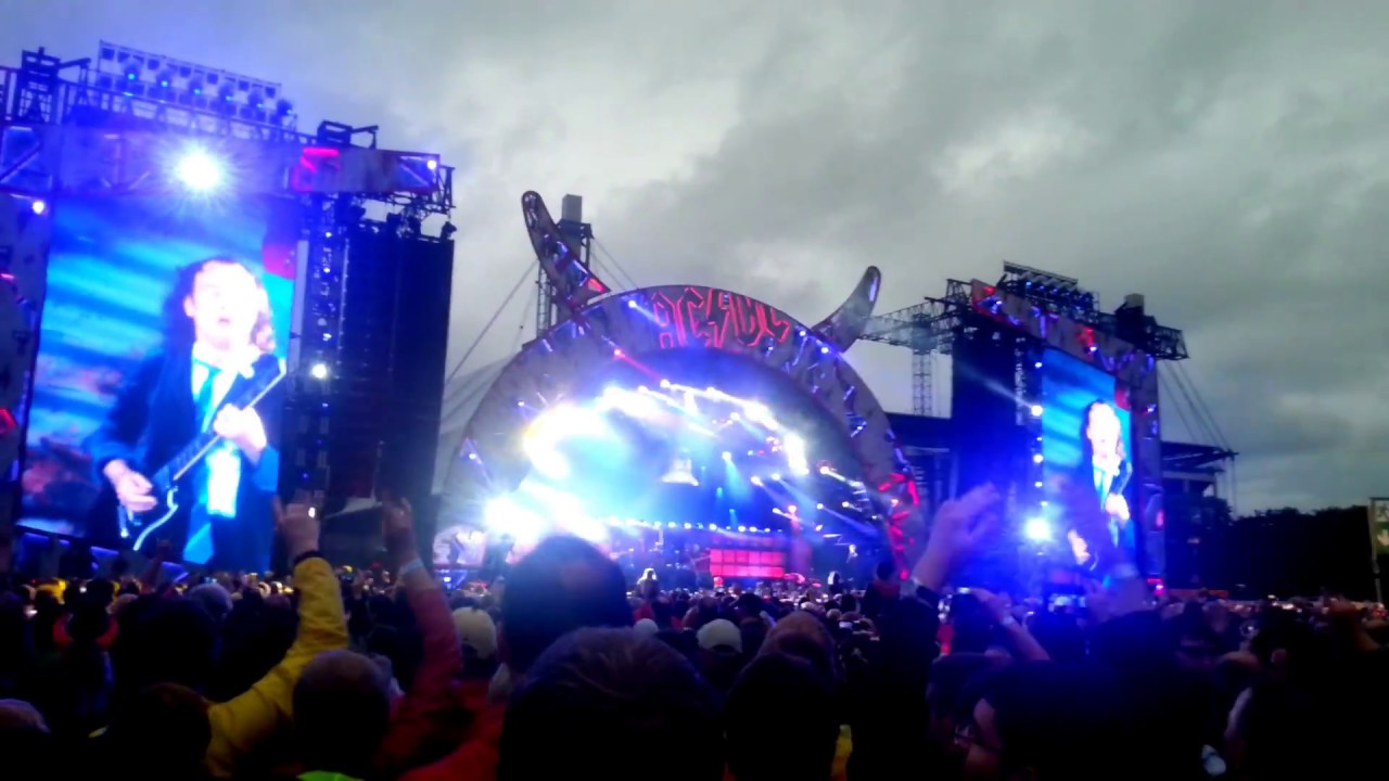 AC/DC Hells Bells Live Köln Jahnwiese 2015 YouTube