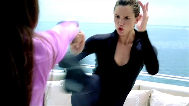Sydney Bristow & Nadia Santos vs. Bridget [Alias -...
