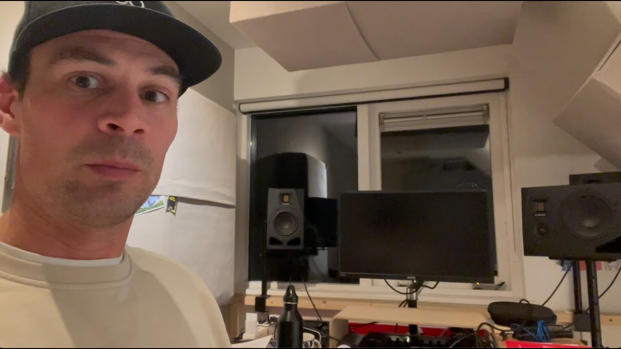 ADAM Audio - A7V + Sub10 vs A8H. Hear the difference.