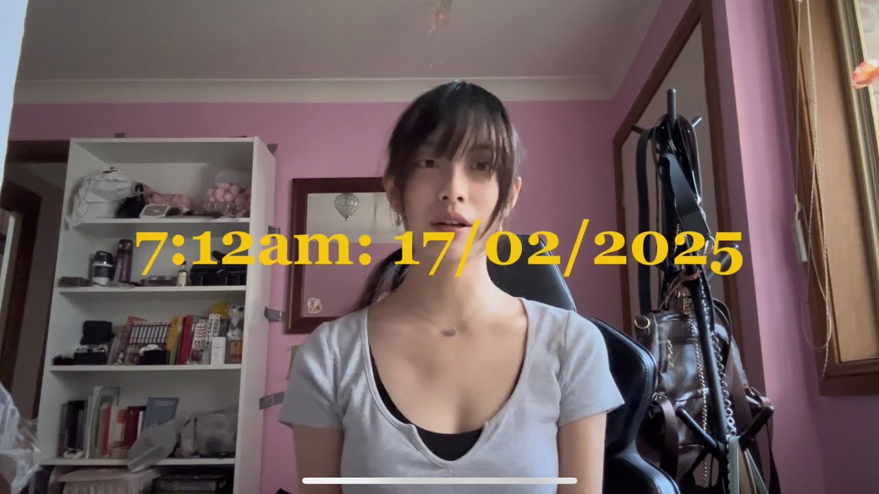 diary of a pharmacy student | developing four pieces for the World Illustration Awards + honours ☕️