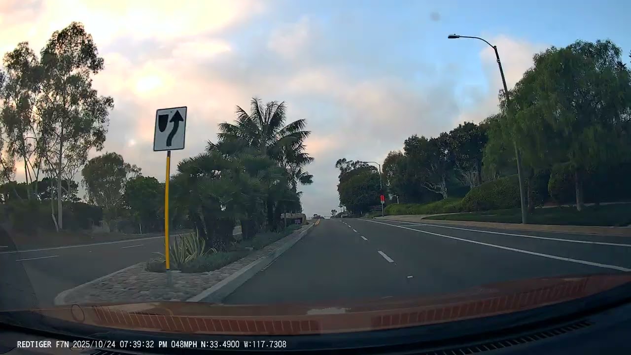 HIGHWAY 1 SOUTHERN CALIFORNIA BY THE PACIFIC OCEAN