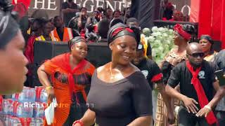 Wow Madina Borborbor group ladies shakes their properties at Rev. Dr. Kwadwo Boakye’s Funeral