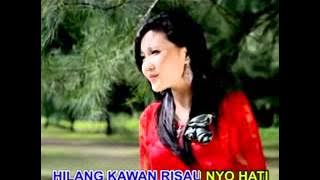 Dilla Novera - Risaunyo Hati
