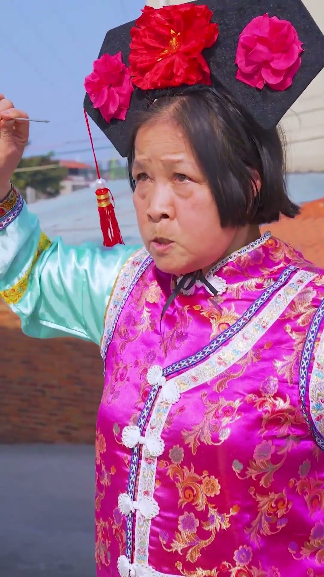 Genius son takes mom to nursing home to show love! #shorts#guige #funny #film