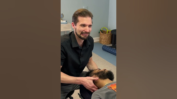 Barber's STUCK Neck 😳 No One Had *CRACKED* His Neck That Deep...Until Now 😏 #shorts