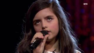 Video thumbnail of "Angelina Jordan - Unchained Melody - Interview - Lindmo"