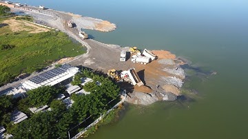 Part Continue Great work operator bulldozer SHANTUI pushing Stone into the water build New Road
