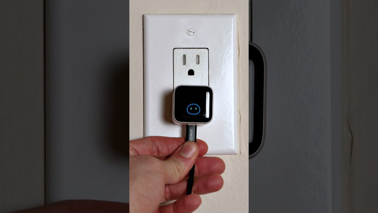 Увеличьте мощность зарядки с помощью интеллектуального зарядного устройства Anker Smart Display C...