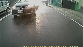 2016 0613 仁德太子路淹水 2:33秒開始