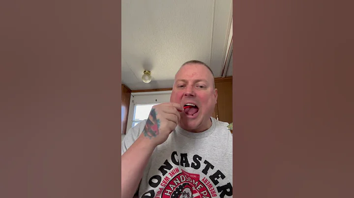 Flamin Hot Dill Pickle Cheetos #foodreview #mukbang