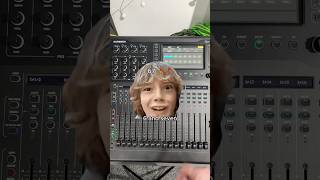 QU5 Tips - Link Input Channels from mono to stereo on Allen and Heath QU5