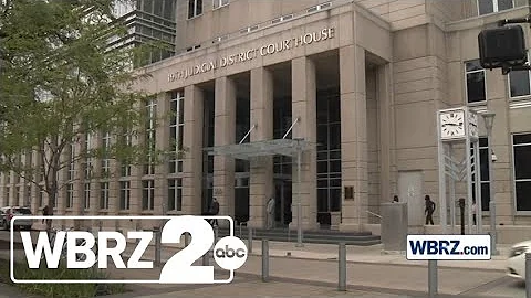 Baton Rouge judge blocks Louisiana's abortion ban, allowing clinics to stay open for now