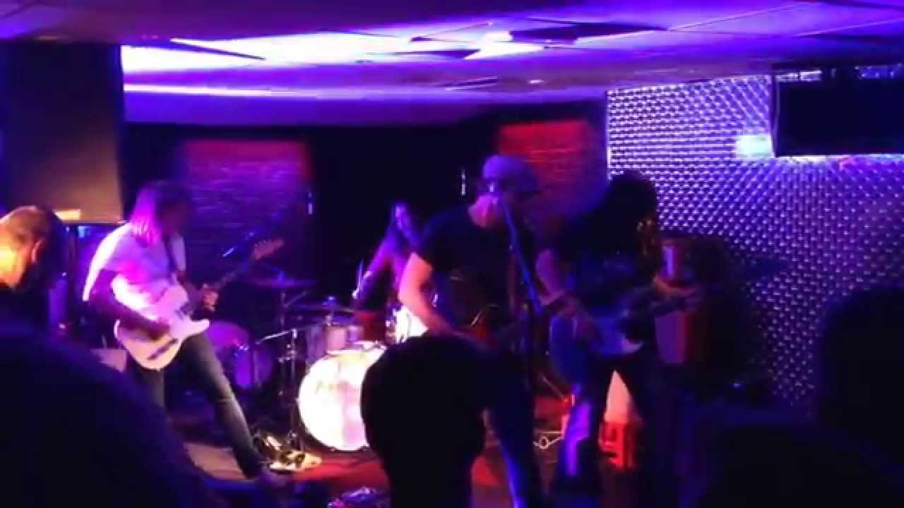 Captain Crimson live at Klubb Tidens Tempo (Satin, Örebro)