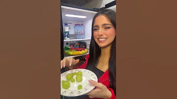 كلنا عنب تحت طاولة في ليلة راس السنة تيك توك شمس الفارس شمس الفارس ShamsalFaris Shrots 