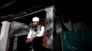 Download Lagu Di Atas Pusara - Badri Al Mubarok MP3 Download Lagu Di Atas Pusara - Badri Al Mubarok MP3