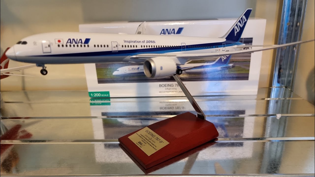 ANA Boeing 787 モデルプレーンの開封及び組み立てレビュー
