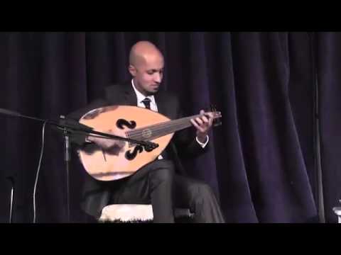 توم وجيري عزف عود