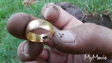 METAL DETECTING. TREASURE vs TRASH #1 with the Minelab E trac! TREASURE FOUND!