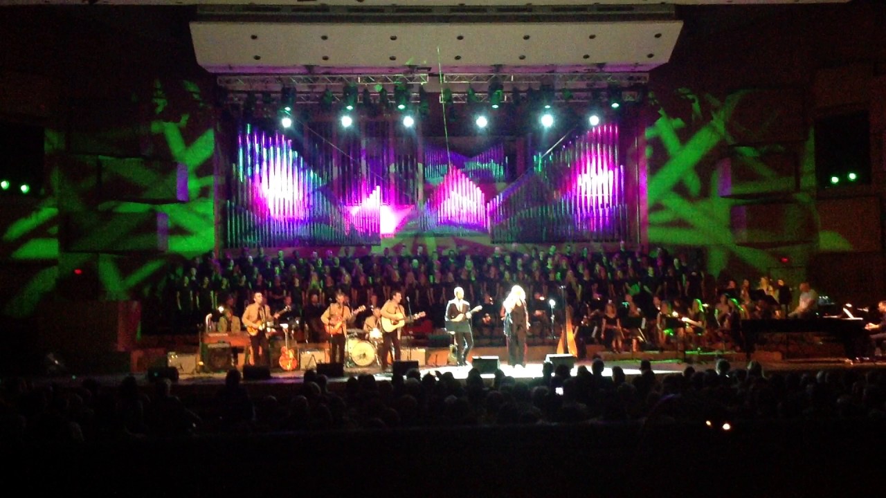 Daria Hodnik-While my guitar gently weeps( The Beatles Revival Band)