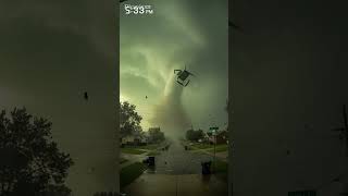 Ring Camera Captures Tornado Moving Directly Toward House 😱🌪️
