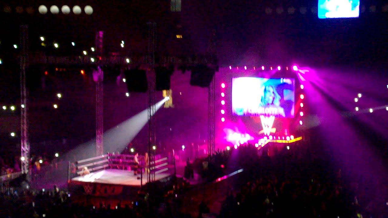 Charlotte entrance in WWE Live India 2016 against Summer Rae