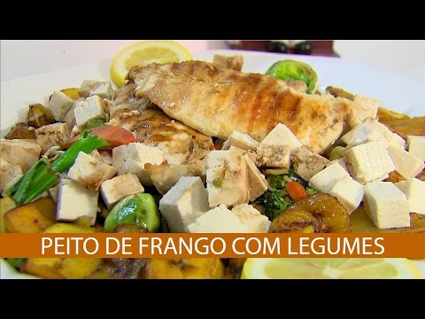 PEITO DE FRANGO COM LEGUMES