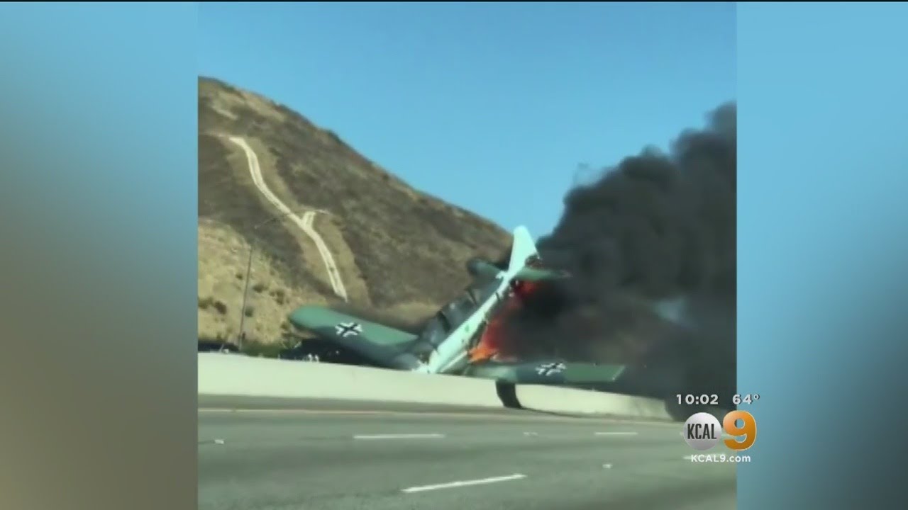 Vintage Plane Crashes Onto 101 Freeway In Agoura Hills YouTube