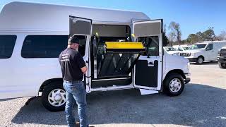 Mobility Vehicle, Wheel Chair Access. 2014 Ford E-350 Econoline Handicap High-Roof