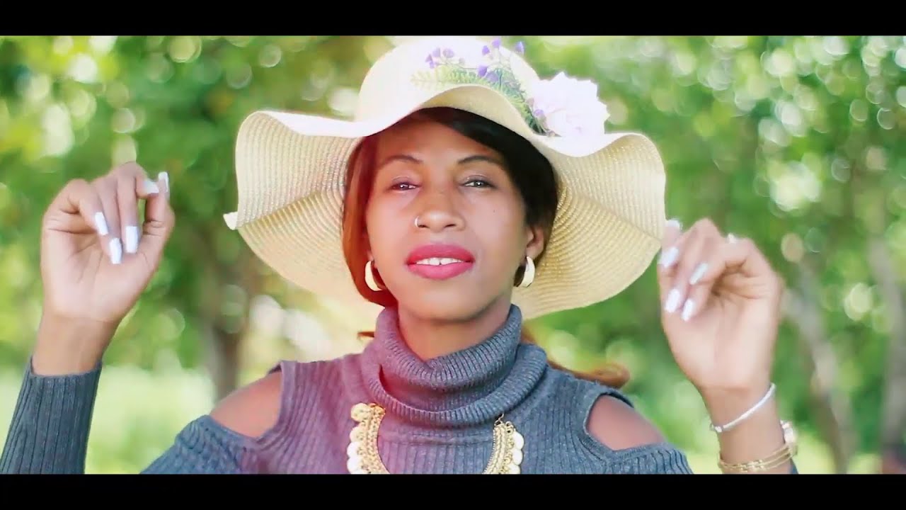 Roxanah - Vangaindrano | MUSIC COULEUR TROPICAL | CLIP 2022