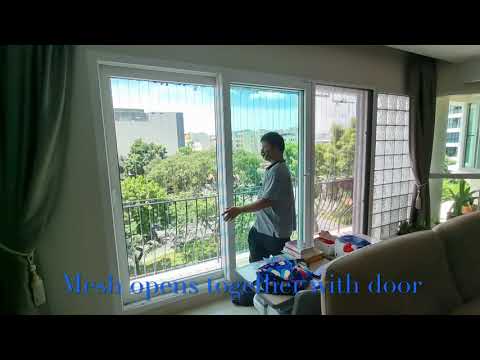 Retractable screen interlock system