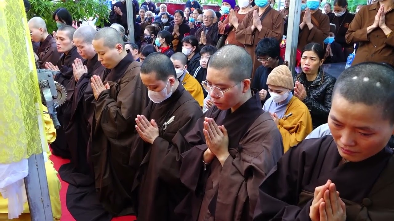 Lễ Tang Cố Ni Sư Thích Diệu Thụy - Đạo HiệuNghiêm Từ - Thế Danh Phạm Thị Thơm - Thụ Thế54 Tuổi.