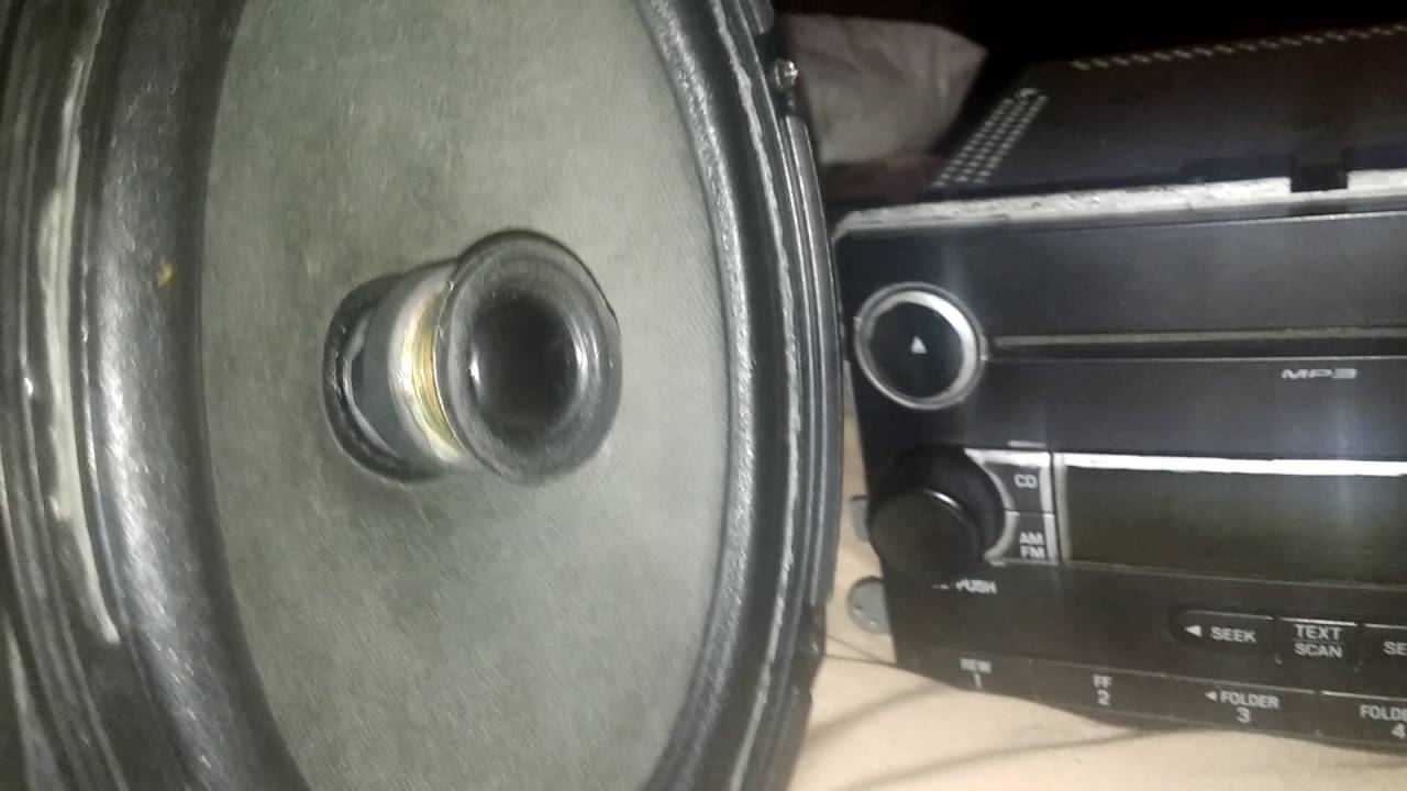 2012 ford fusion stock speaker.