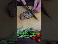 Брускетты с говядиной и яйцом пашот