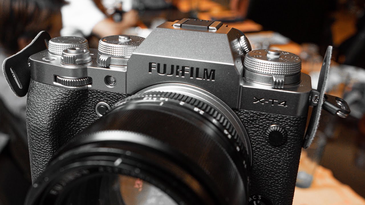Fujifilm X-T4 - A BEAST CAMERA FOR VLOGGERS!? - YouTube
