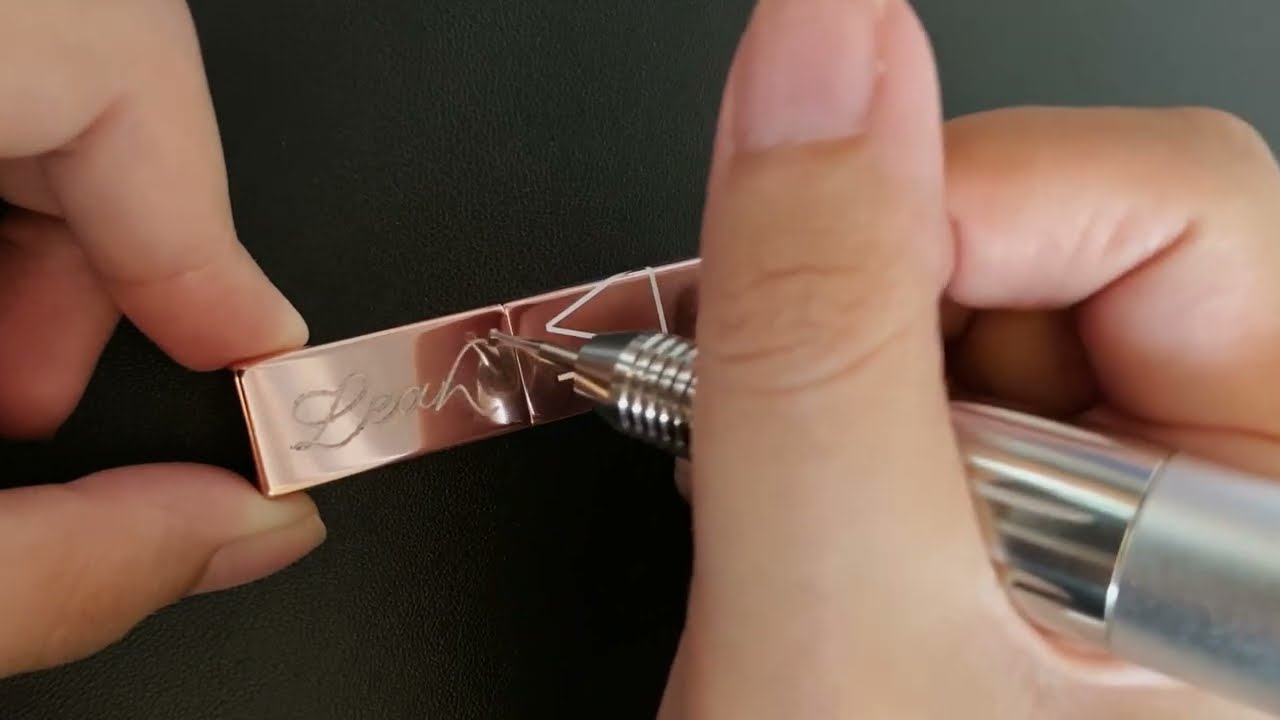 Trying out an ENGRAVING PEN 