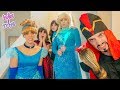 Kate & Lilly help Frozen Elsa SAVE Cinderella from Jafar!