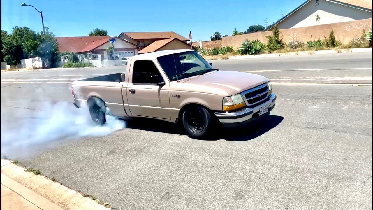 Ford Ranger baby burn out - YouTube