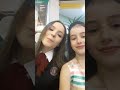 LARISSA MANOELA COM SARAH ELISA